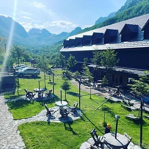 Alpine , Boge Albánie